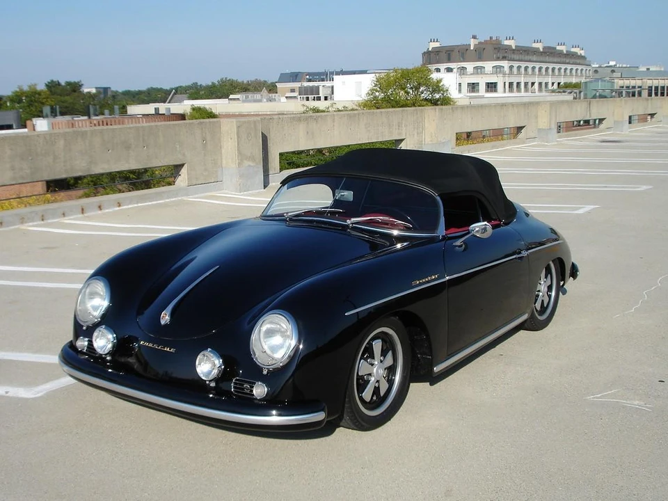 1957 Porsche Speedster - Image 9 of 31