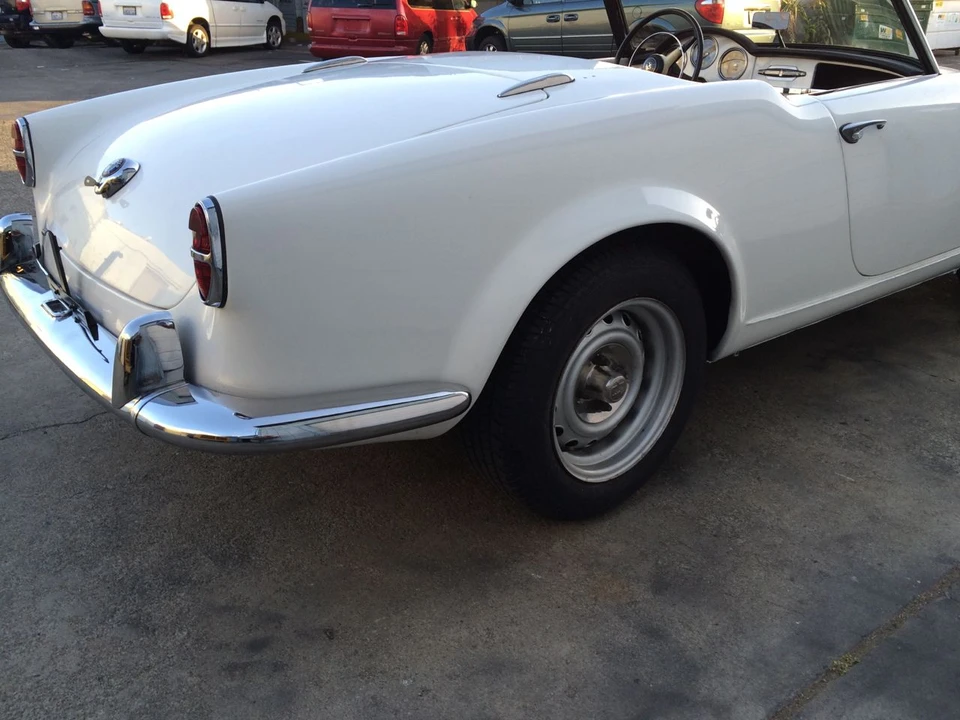 1958 Alfa Romeo Giulietta - Image 29 of 31