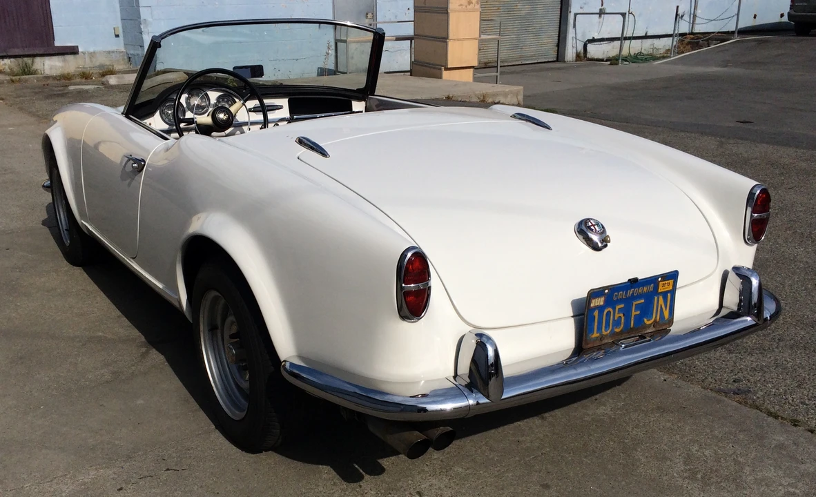 1958 Alfa Romeo Giulietta - Image 17 of 31
