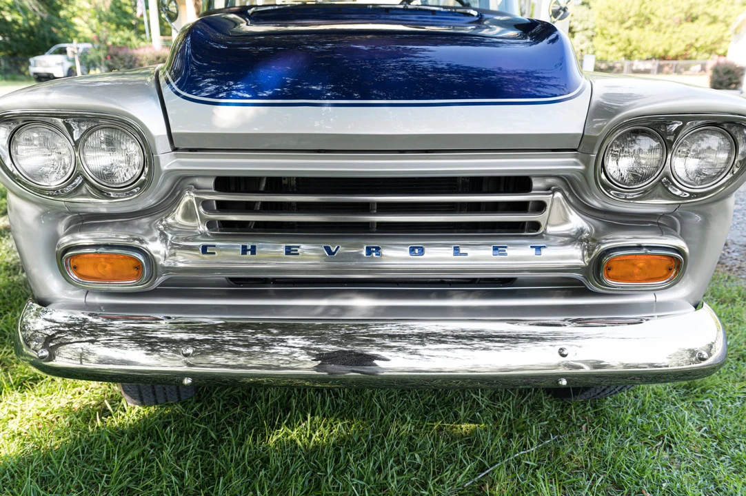 1958 Chevrolet Task Force - Image 16 of 31
