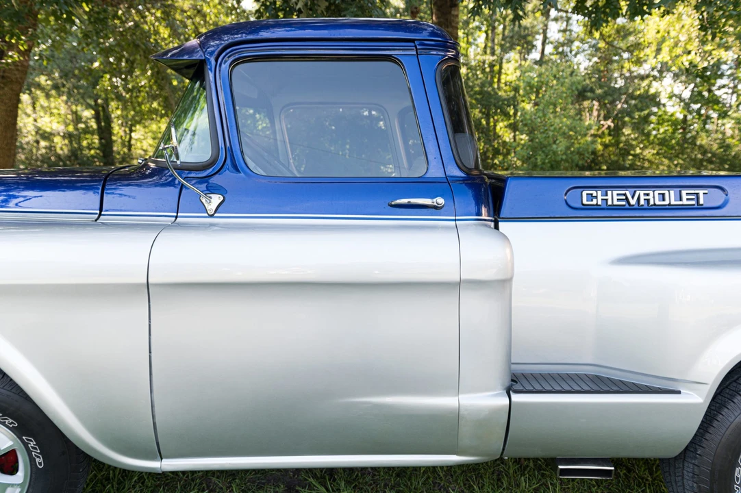 1958 Chevrolet Task Force - Image 26 of 31