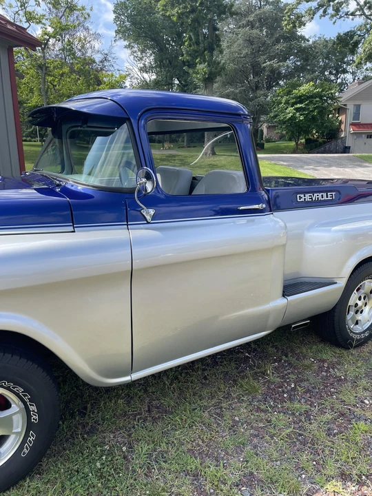 1958 Chevrolet Task Force - Image 10 of 31
