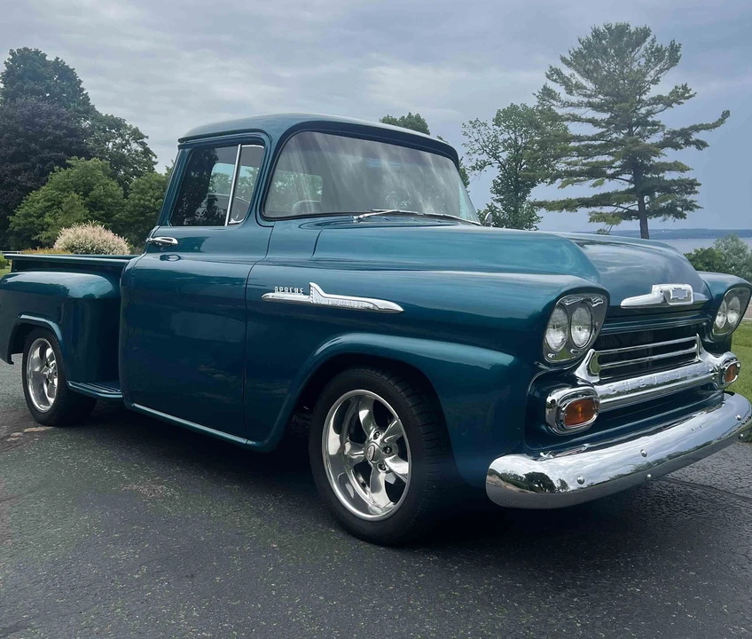 1958 Chevrolet Task Force - Image 15 of 31