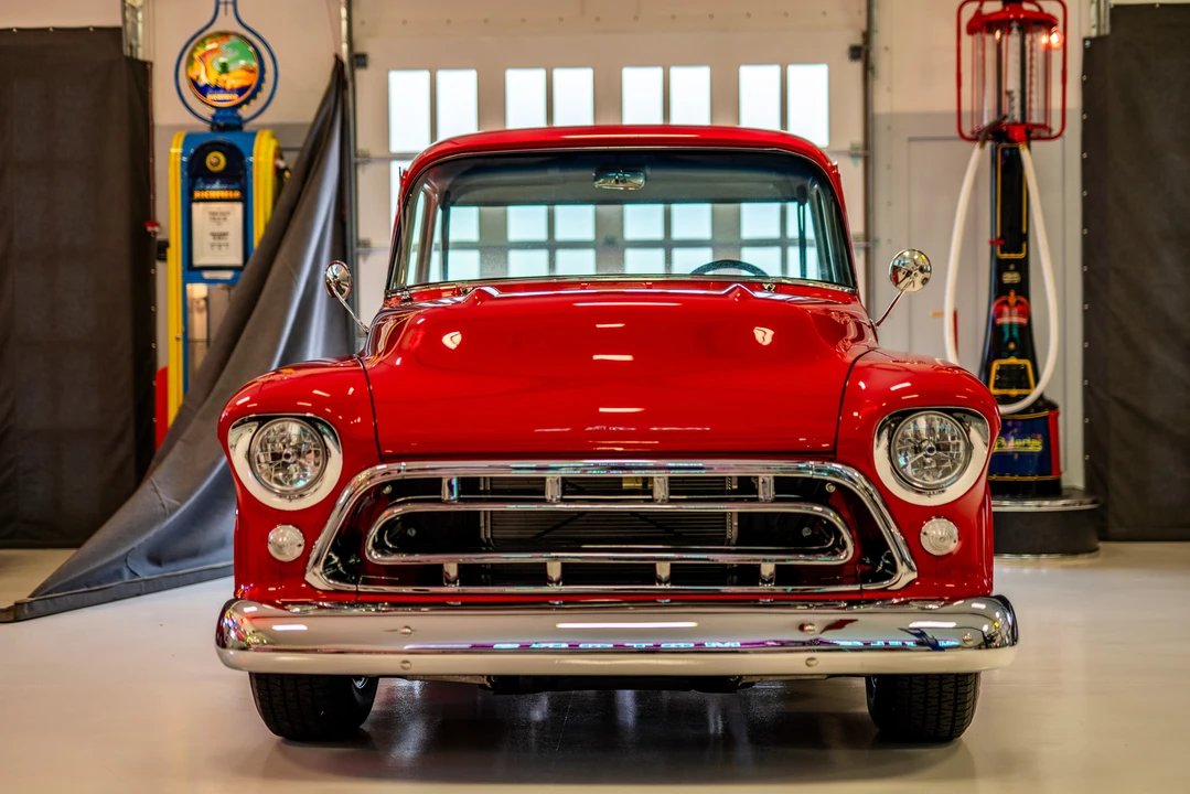 1958 Chevrolet Task Force - Image 21 of 31
