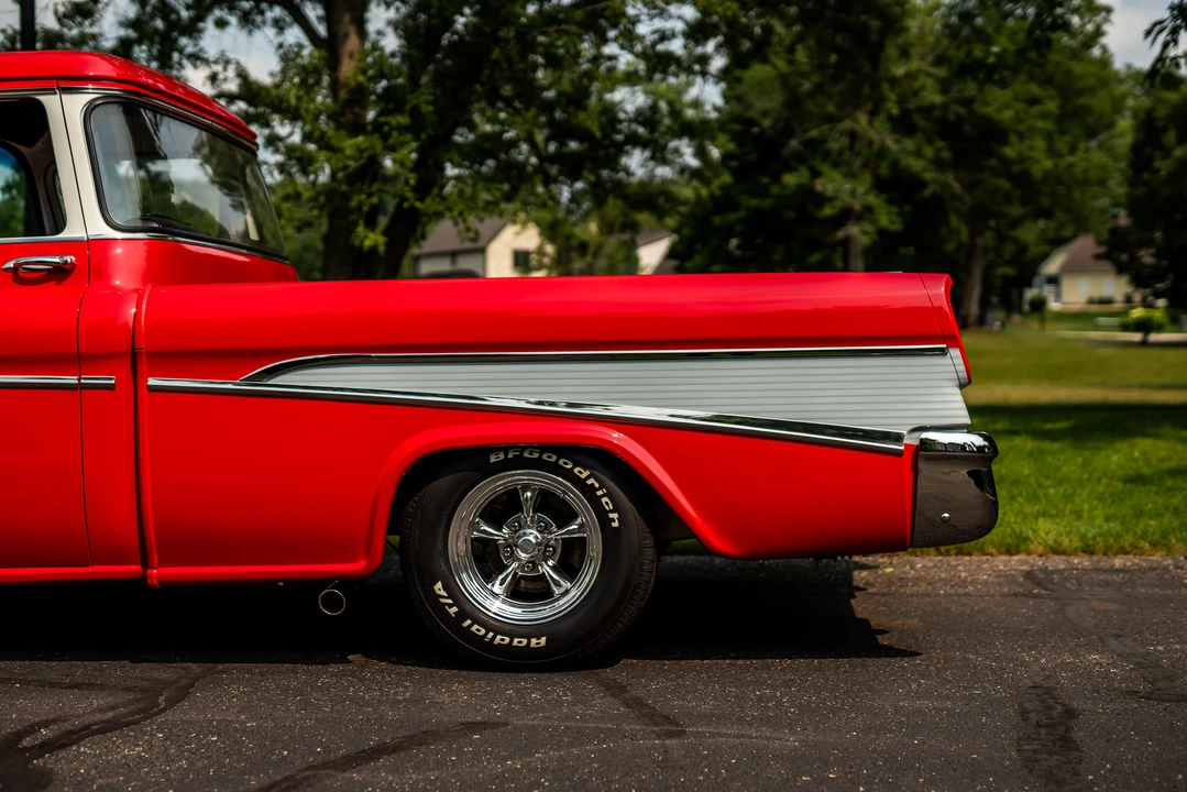 1958 Chevrolet Task Force - Image 26 of 31