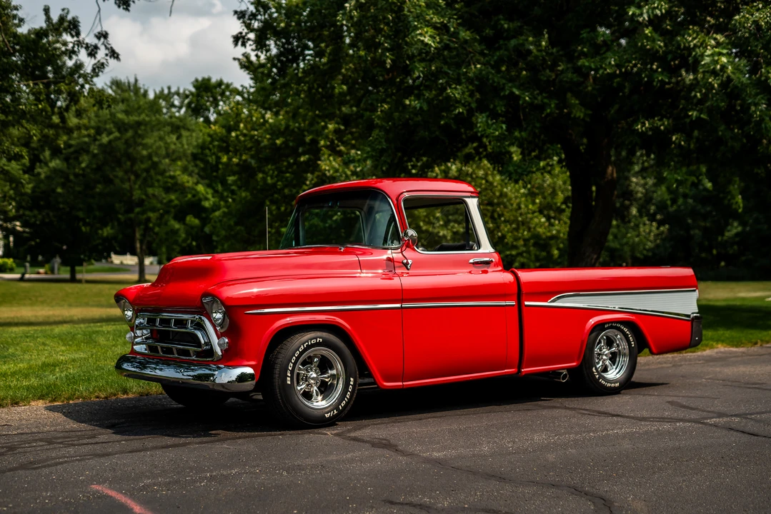 1958 Chevrolet Task Force - Image 5 of 31