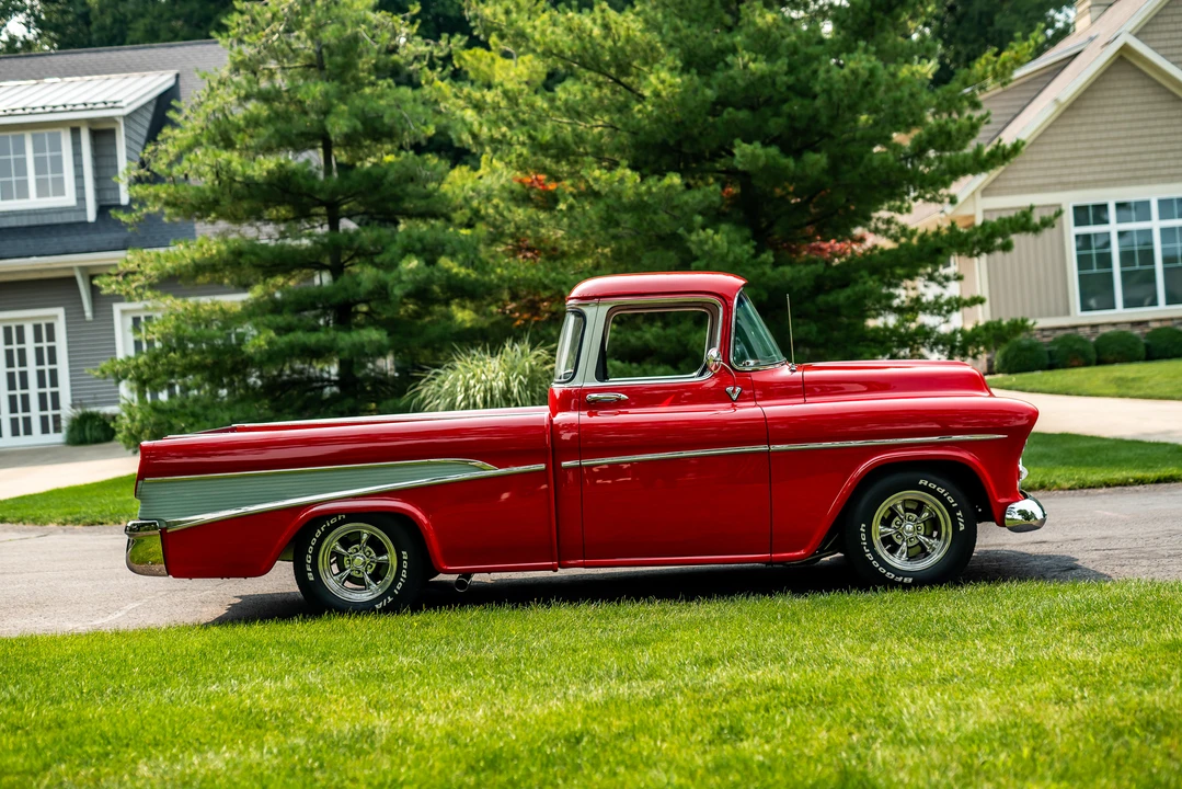 1958 Chevrolet Task Force - Image 17 of 31