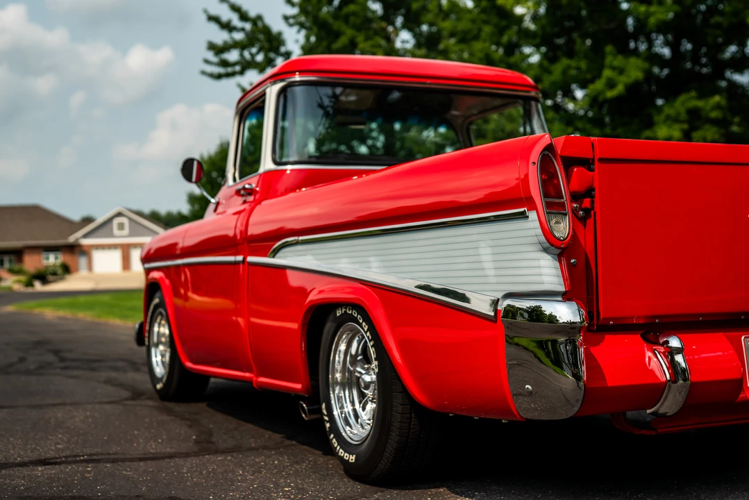 1958 Chevrolet Task Force - Image 28 of 31