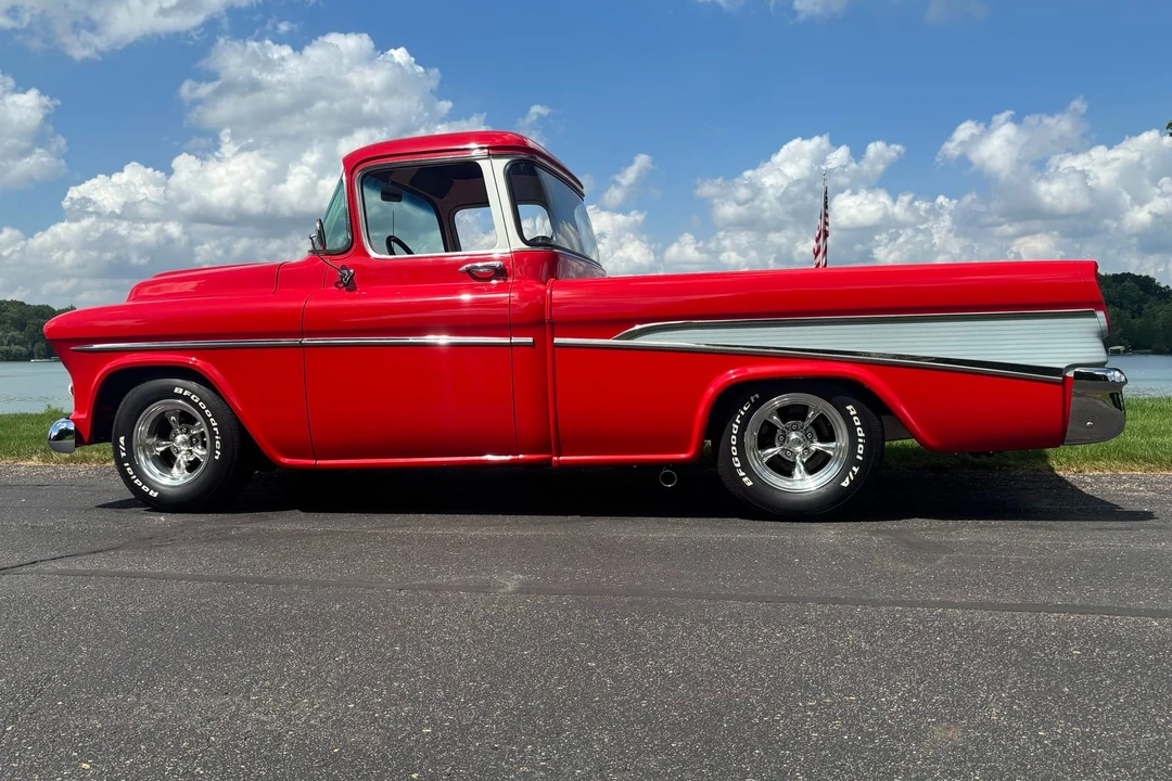 1958 Chevrolet Task Force - Image 8 of 31