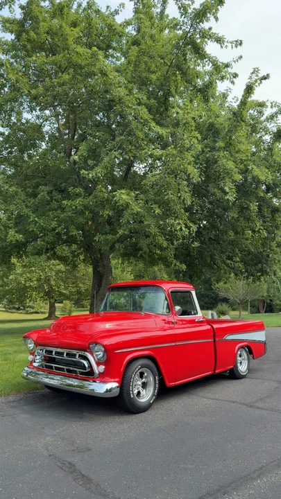 1958 Chevrolet Task Force - Image 4 of 31