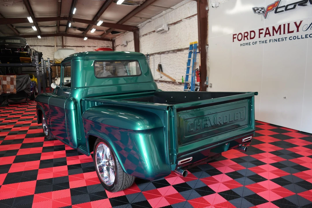 1958 Chevrolet Task Force - Image 17 of 31