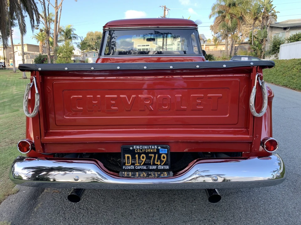 1958 Chevrolet Task Force - Image 10 of 31