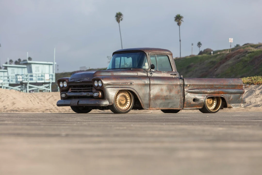 1959 Chevrolet Task Force - Image 11 of 31