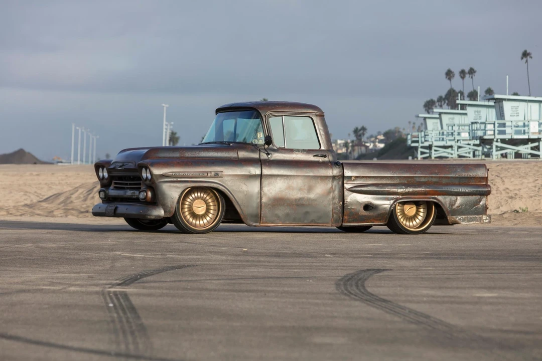 1959 Chevrolet Task Force - Image 12 of 31