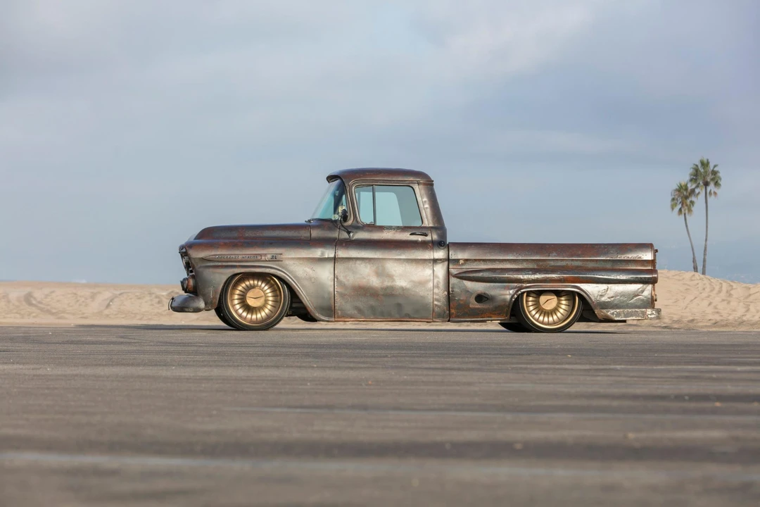 1959 Chevrolet Task Force - Image 14 of 31