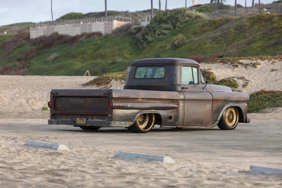 1959 Chevrolet Task Force - Image 20 of 31