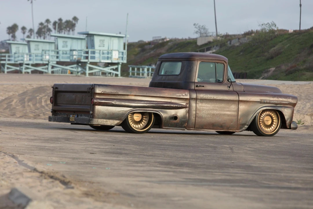 1959 Chevrolet Task Force - Image 21 of 31