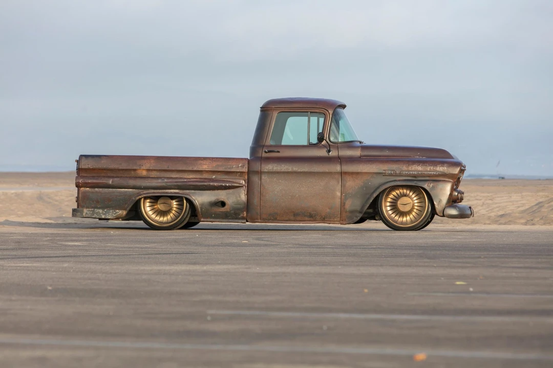 1959 Chevrolet Task Force - Image 23 of 31