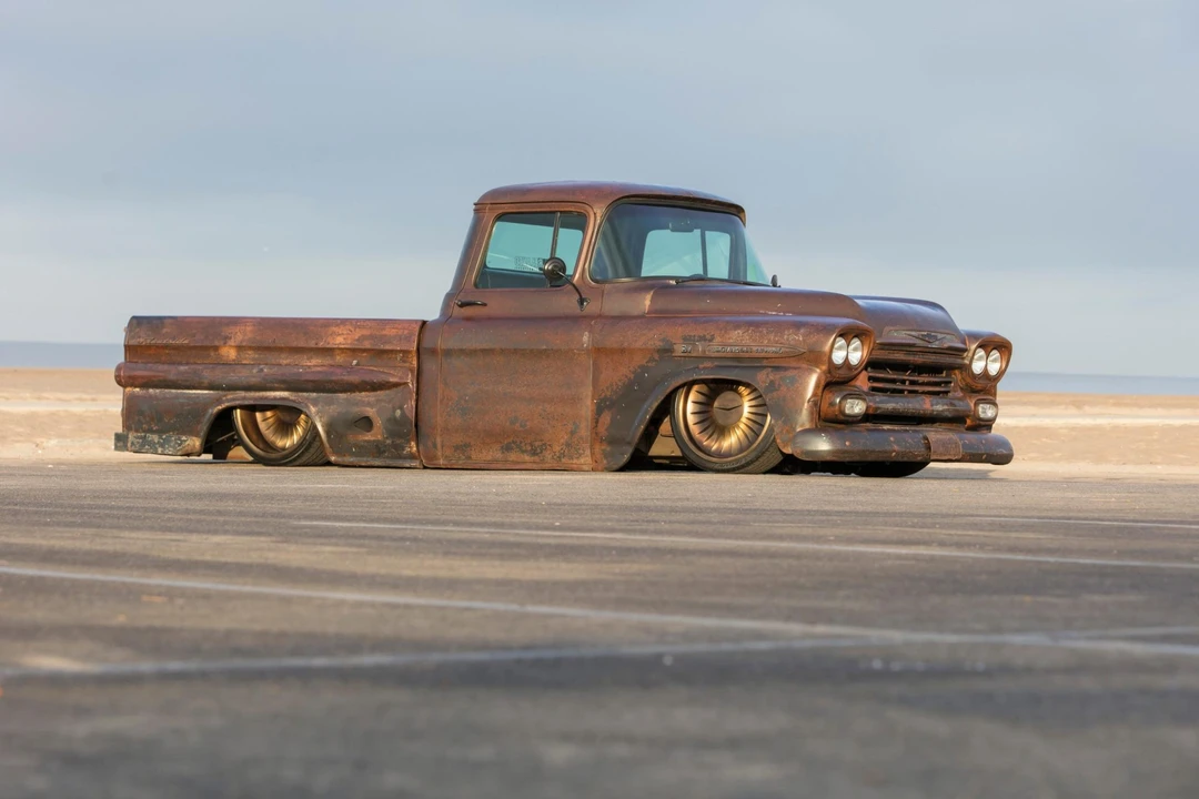 1959 Chevrolet Task Force - Image 25 of 31