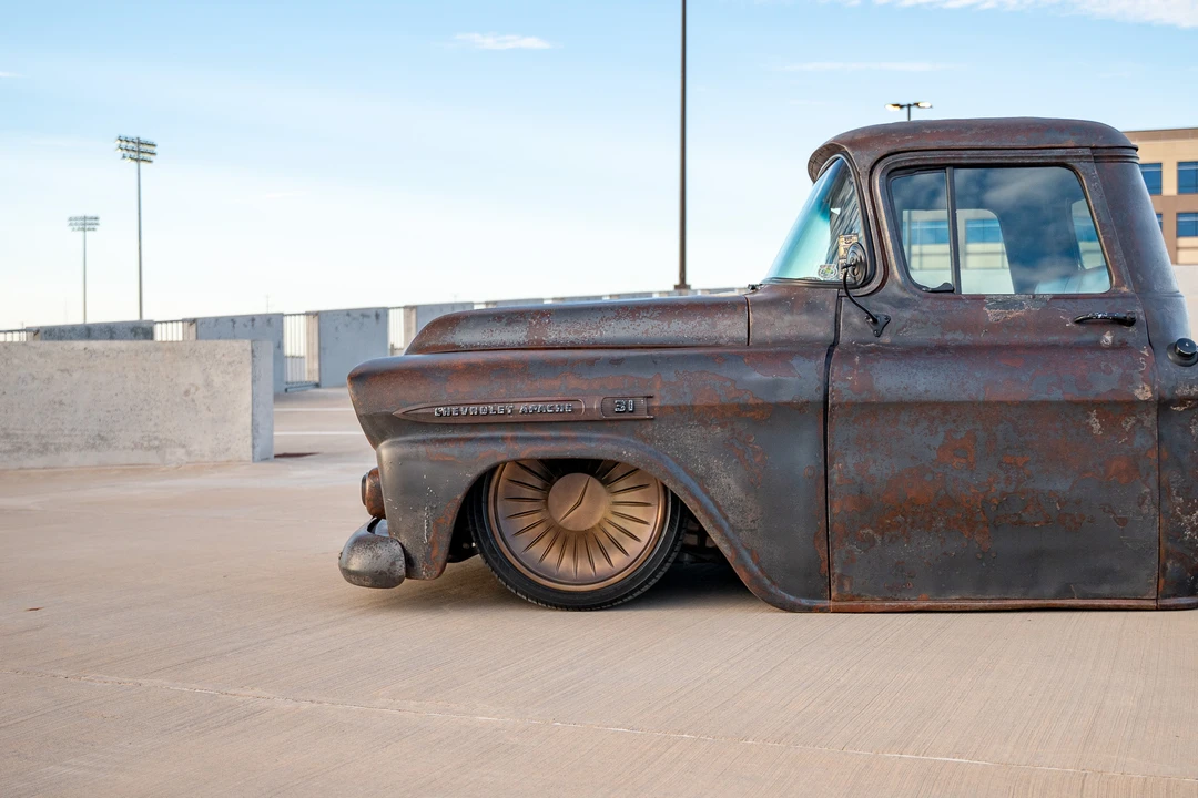 1959 Chevrolet Task Force - Image 23 of 31