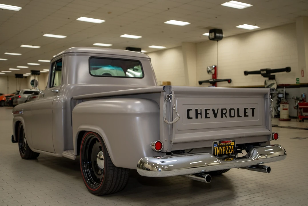 1959 Chevrolet Task Force - Image 11 of 31