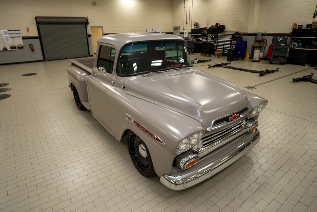 1959 Chevrolet Task Force - Image 5 of 31