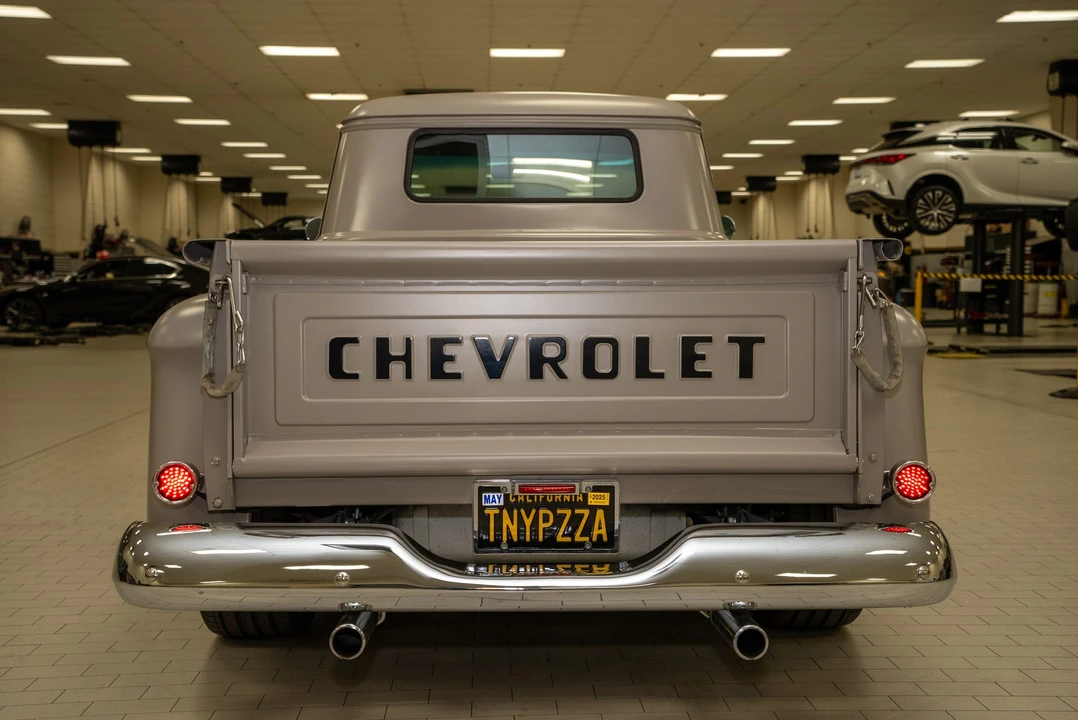 1959 Chevrolet Task Force - Image 17 of 31