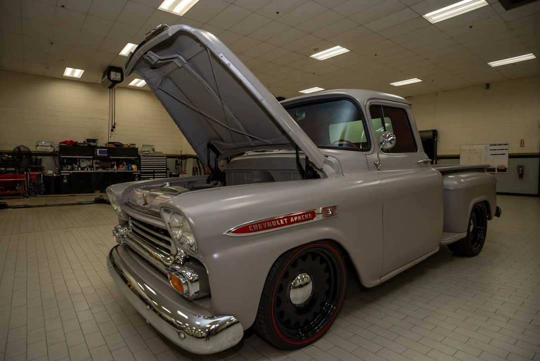 1959 Chevrolet Task Force - Image 18 of 31