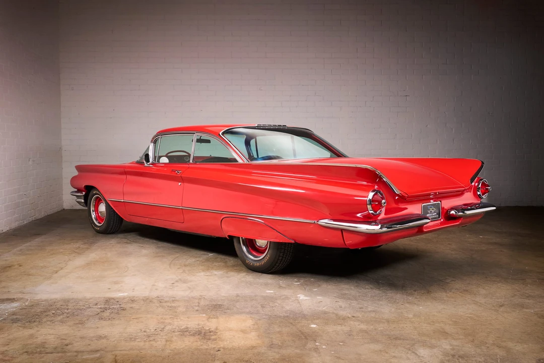 1960 Buick LeSabre - Image 27 of 31
