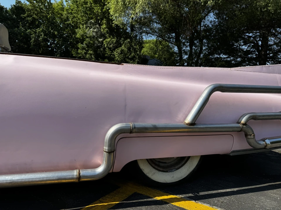 1960 Cadillac Series 62 5th Gen - Image 30 of 31
