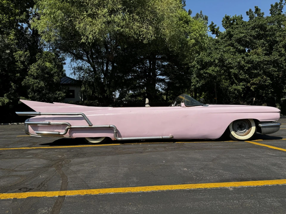 1960 Cadillac Series 62 5th Gen - Image 11 of 31