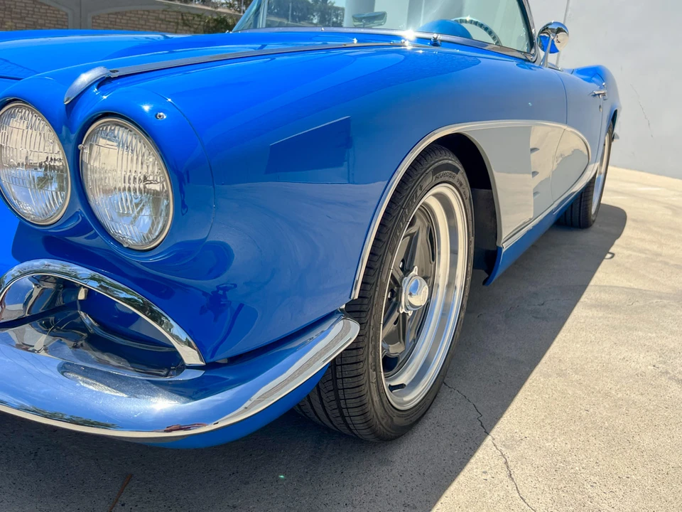 1961 Chevrolet Corvette C1 - Image 15 of 31
