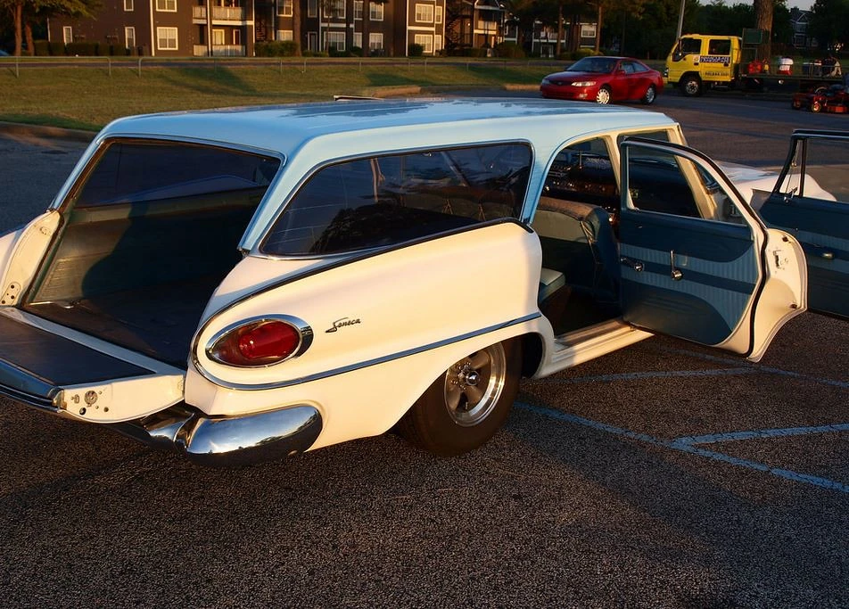 1961 Dodge Dart - Image 12 of 31