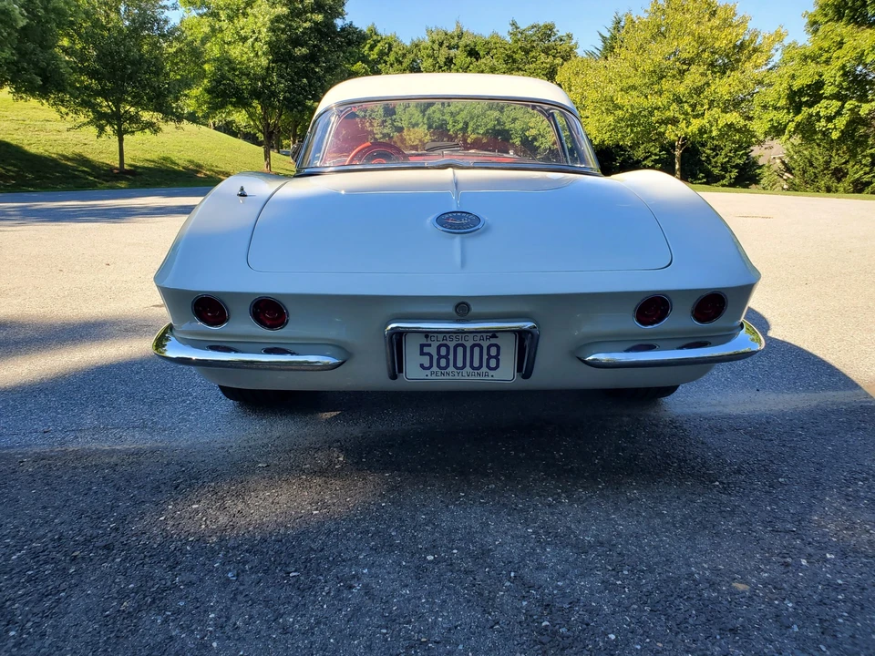 1962 Chevrolet Corvette C1 - Image 15 of 31