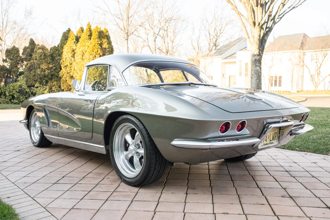 1962 Chevrolet Corvette C1 - Image 16 of 31