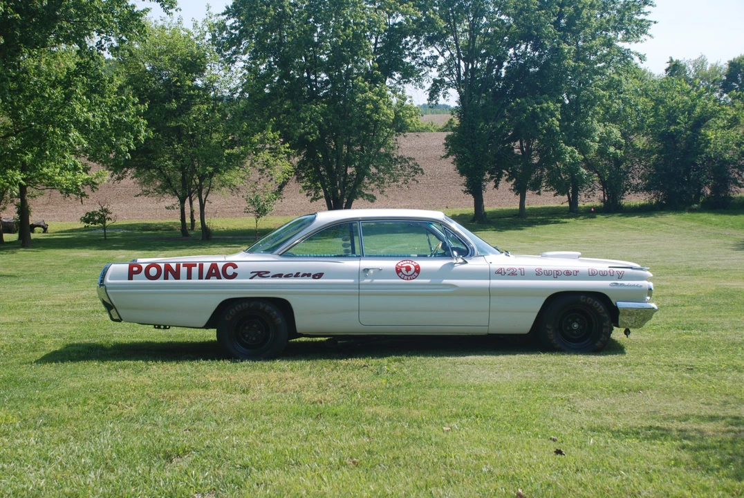 1962 Pontiac Catalina 3rd Gen - Image 11 of 31