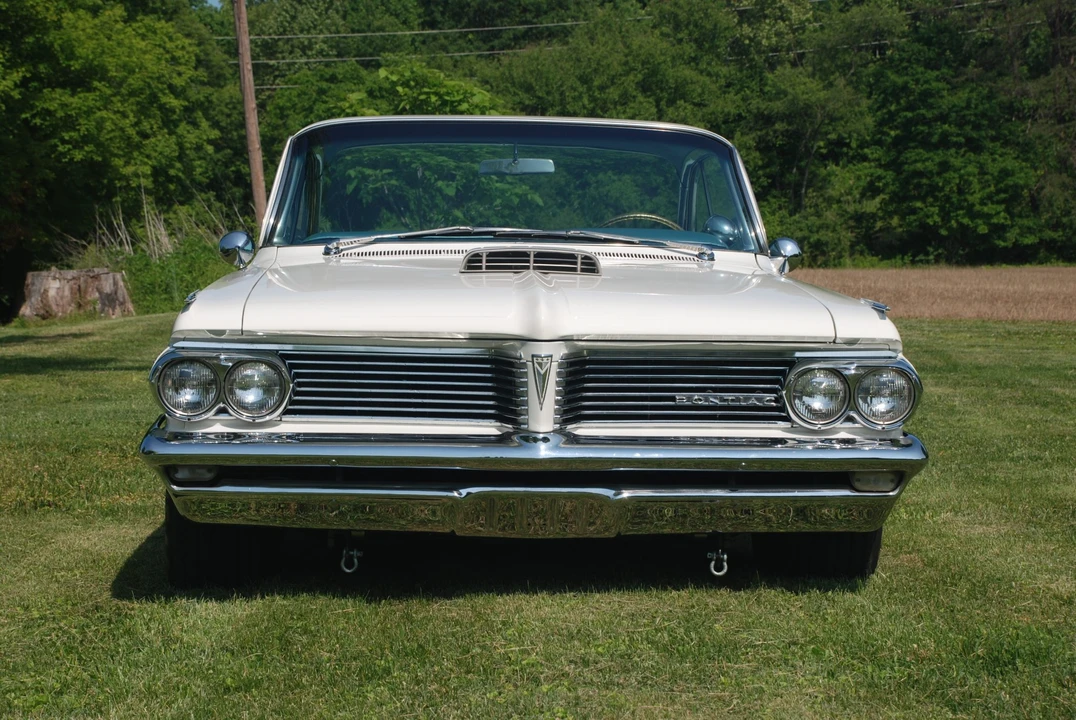 1962 Pontiac Catalina 3rd Gen - Image 2 of 31