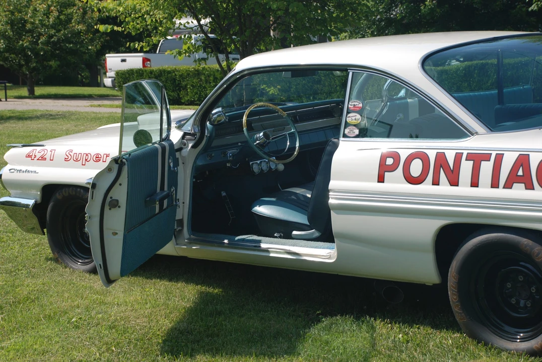 1962 Pontiac Catalina 3rd Gen - Image 29 of 31