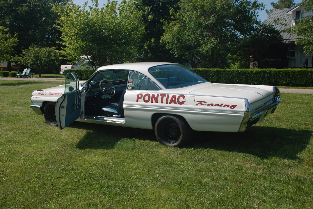 1962 Pontiac Catalina 3rd Gen - Image 28 of 31