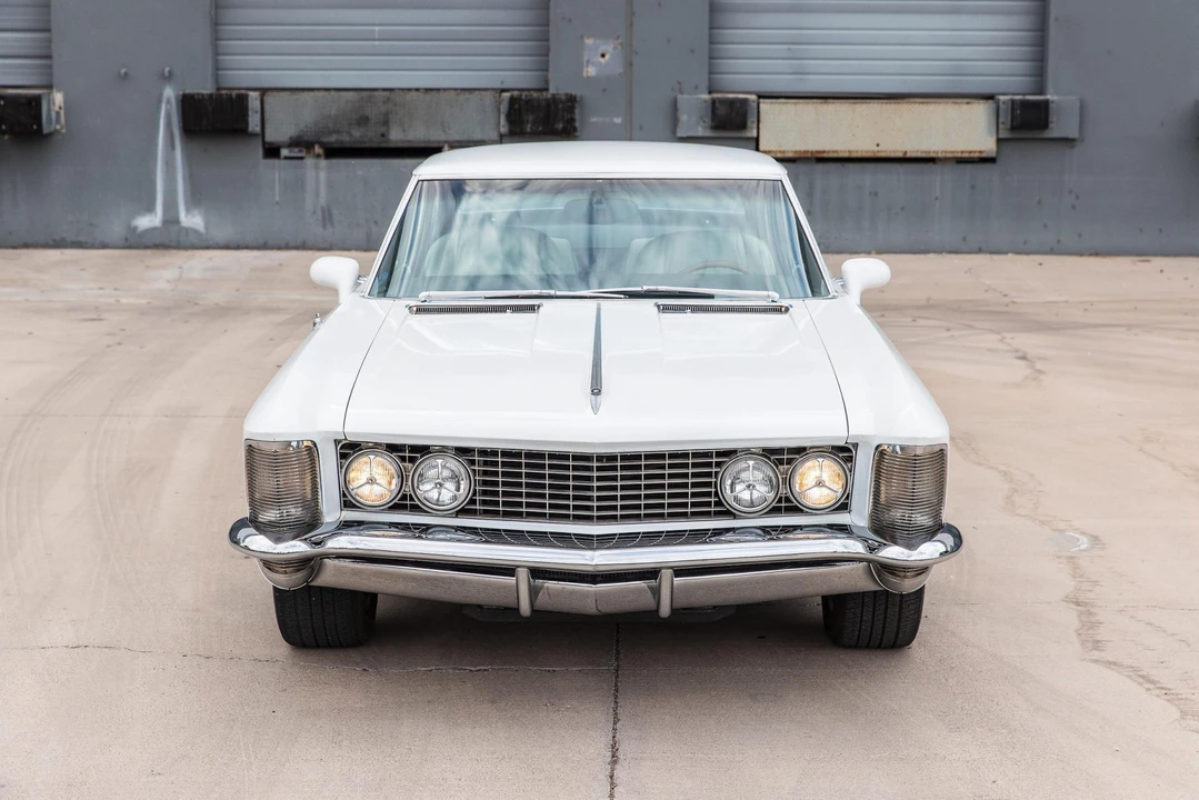1963 Buick Riviera 1st Gen - Image 9 of 31