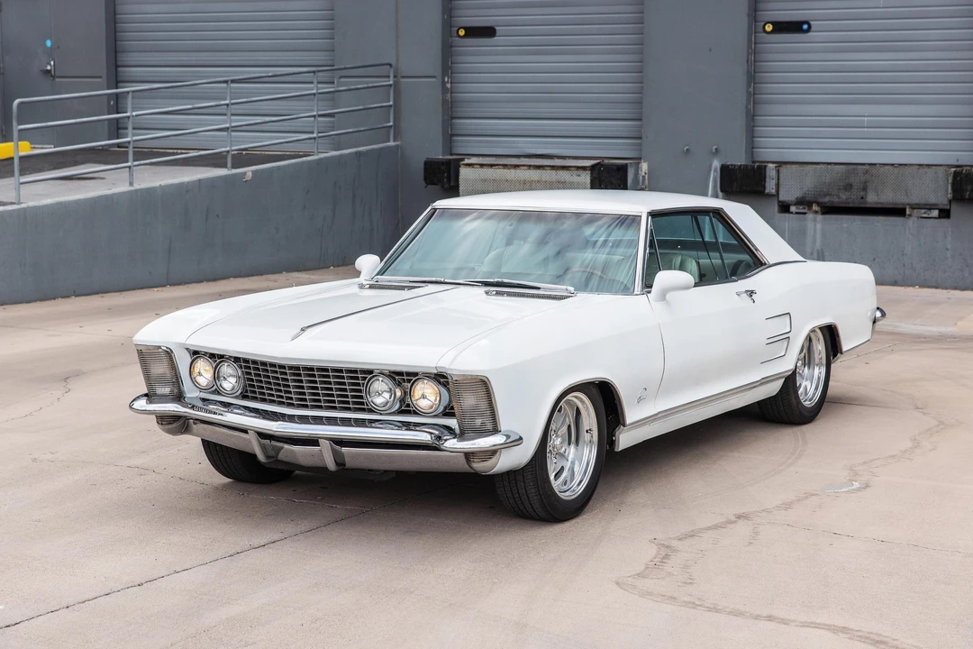 1963 Buick Riviera 1st Gen - Image 10 of 31
