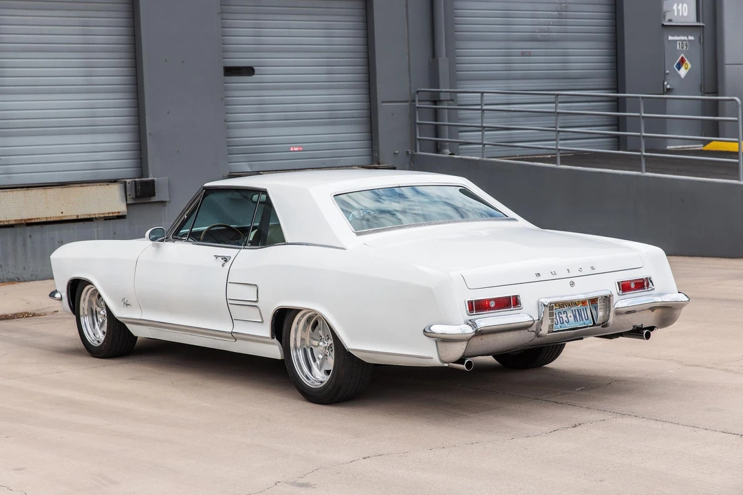 1963 Buick Riviera 1st Gen - Image 13 of 31