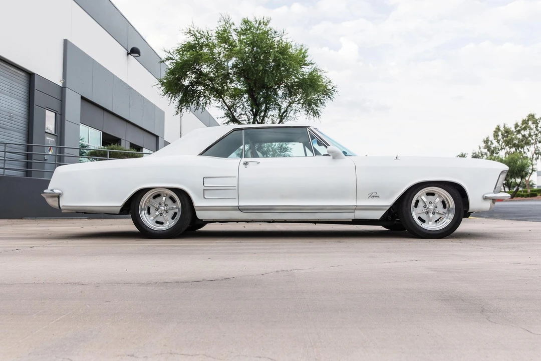 1963 Buick Riviera 1st Gen - Image 16 of 31
