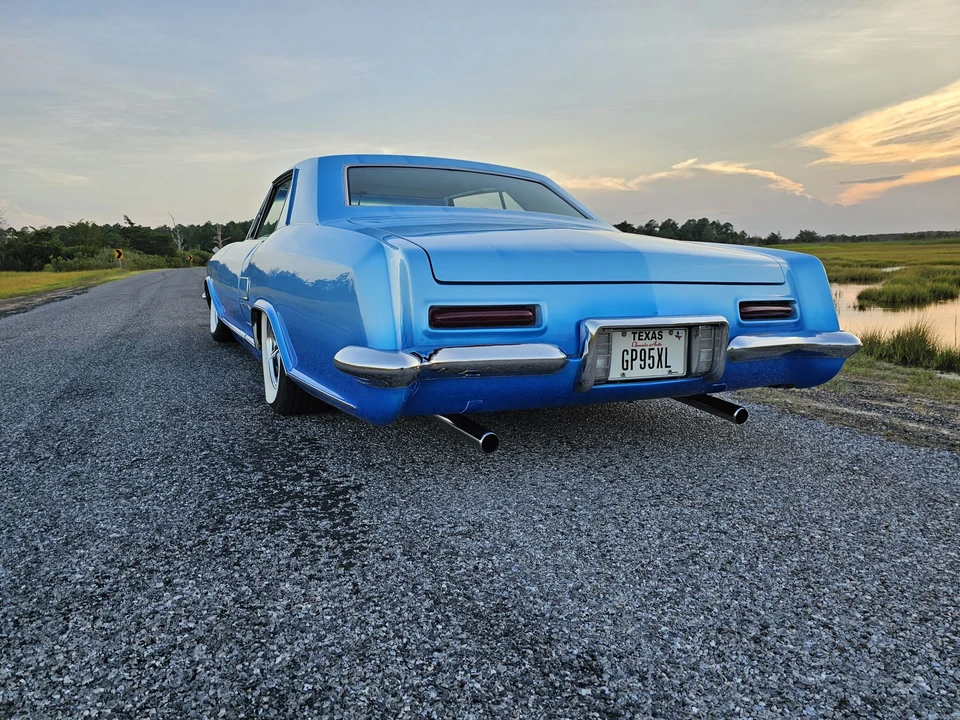 1963 Buick Riviera 1st Gen - Image 21 of 31