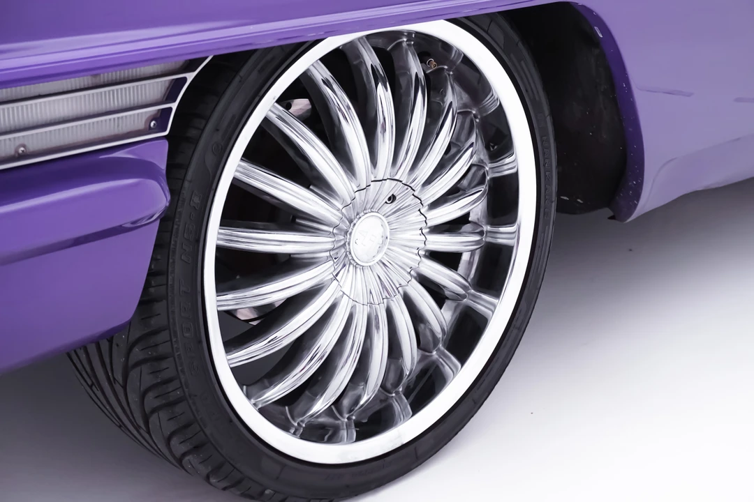 1963 Cadillac Series 62 6th Gen - Image 15 of 31