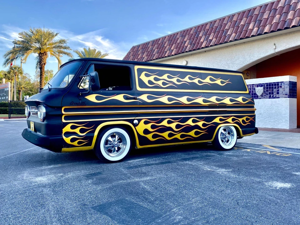 1963 Chevrolet Corvair Greenbrier & Corvan - Image 2 of 31