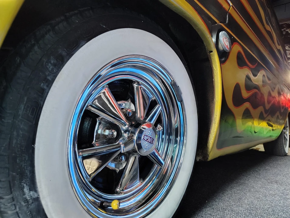 1963 Chevrolet Corvair Greenbrier & Corvan - Image 24 of 31