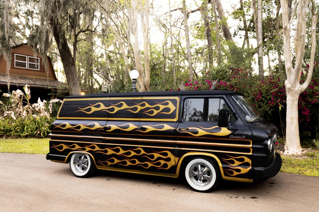 1963 Chevrolet Corvair Greenbrier & Corvan - Image 7 of 31