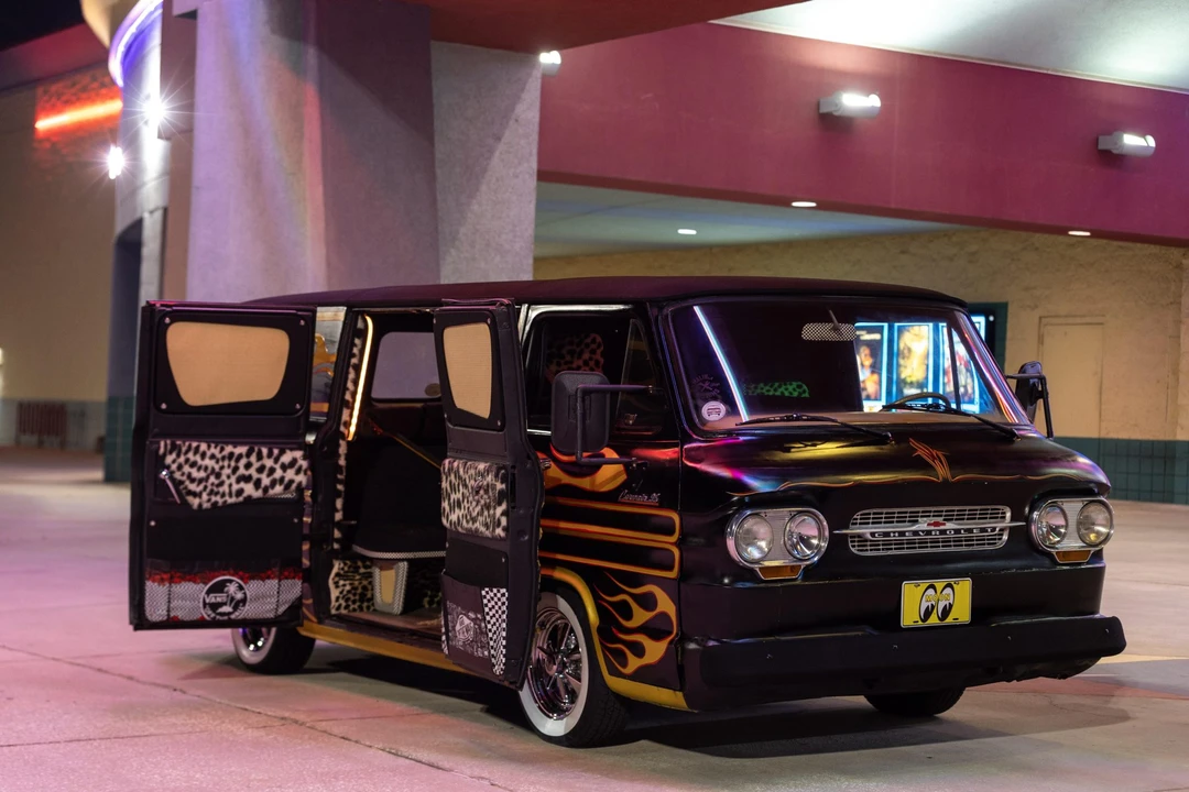 1963 Chevrolet Corvair Greenbrier & Corvan - Image 15 of 31
