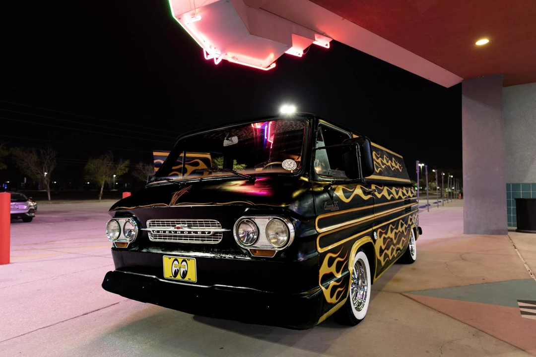 1963 Chevrolet Corvair Greenbrier & Corvan - Image 11 of 31
